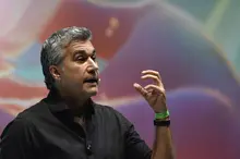 Conferencista Pablo G&oacute;mez