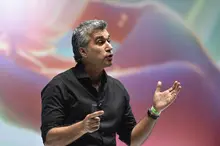 Conferencista Pablo G&oacute;mez